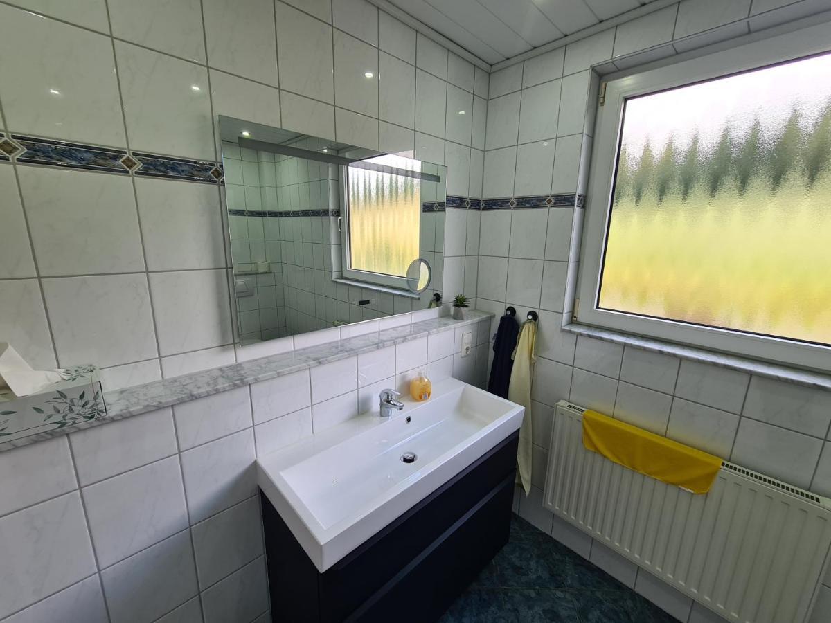 Moderne Ferienwohnung Mit Aussicht Bad Oeynhausen Eksteriør bilde